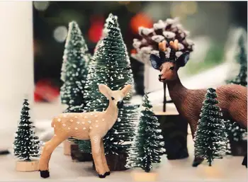 100шт Коледна украса малка бор мини коледно дърво за декорация подпори Санта сняг, студ настолни бижута вечерни полза 0